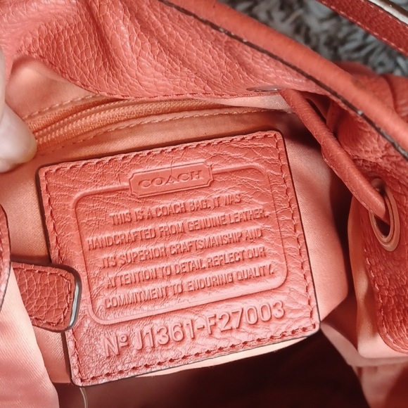 Coach Bundle Avery Bucket Bag and Matching Wristlet in Tea Rose  ** HOST PICK** - Picture 7 of 15